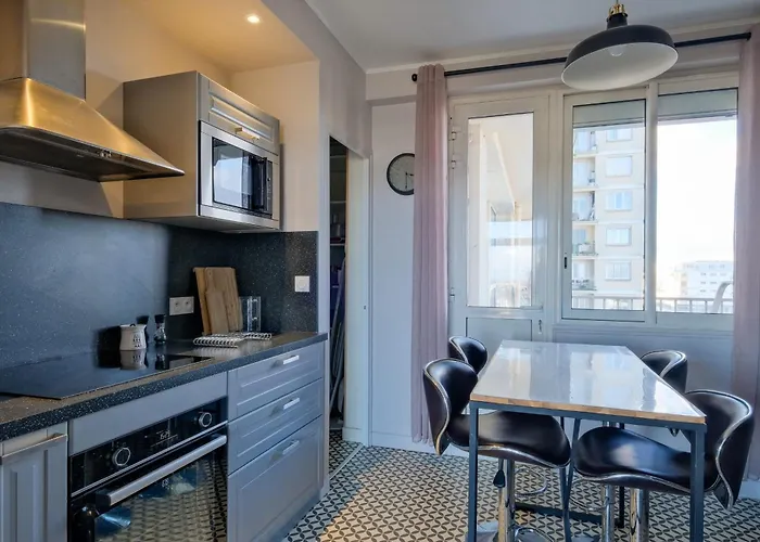 Paquebot - Face Port - - Parking شقة *